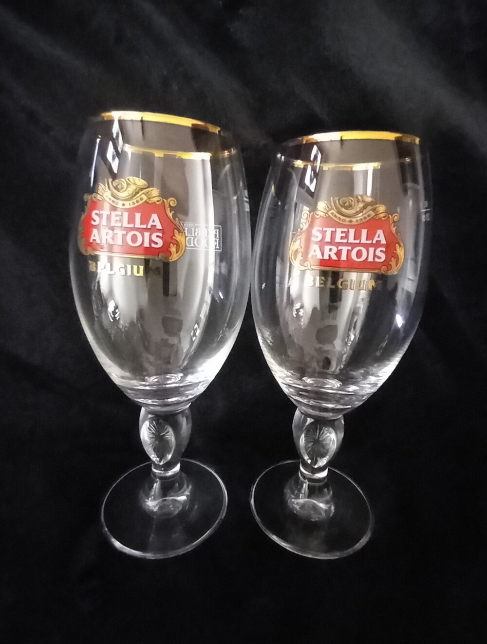 Pair Vintage PEBBLE BEACH Stella Artois Crysyal Eine Glasses